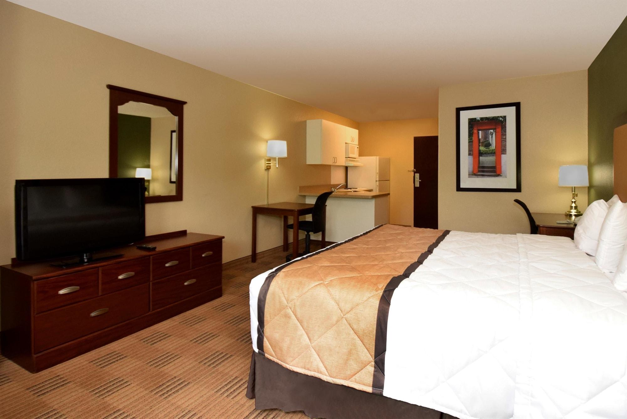 Sonesta Simply Suites Lafayette Airport Exterior photo