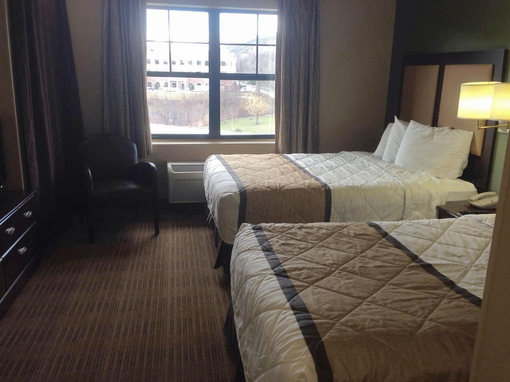 Sonesta Simply Suites Lafayette Airport Exterior photo