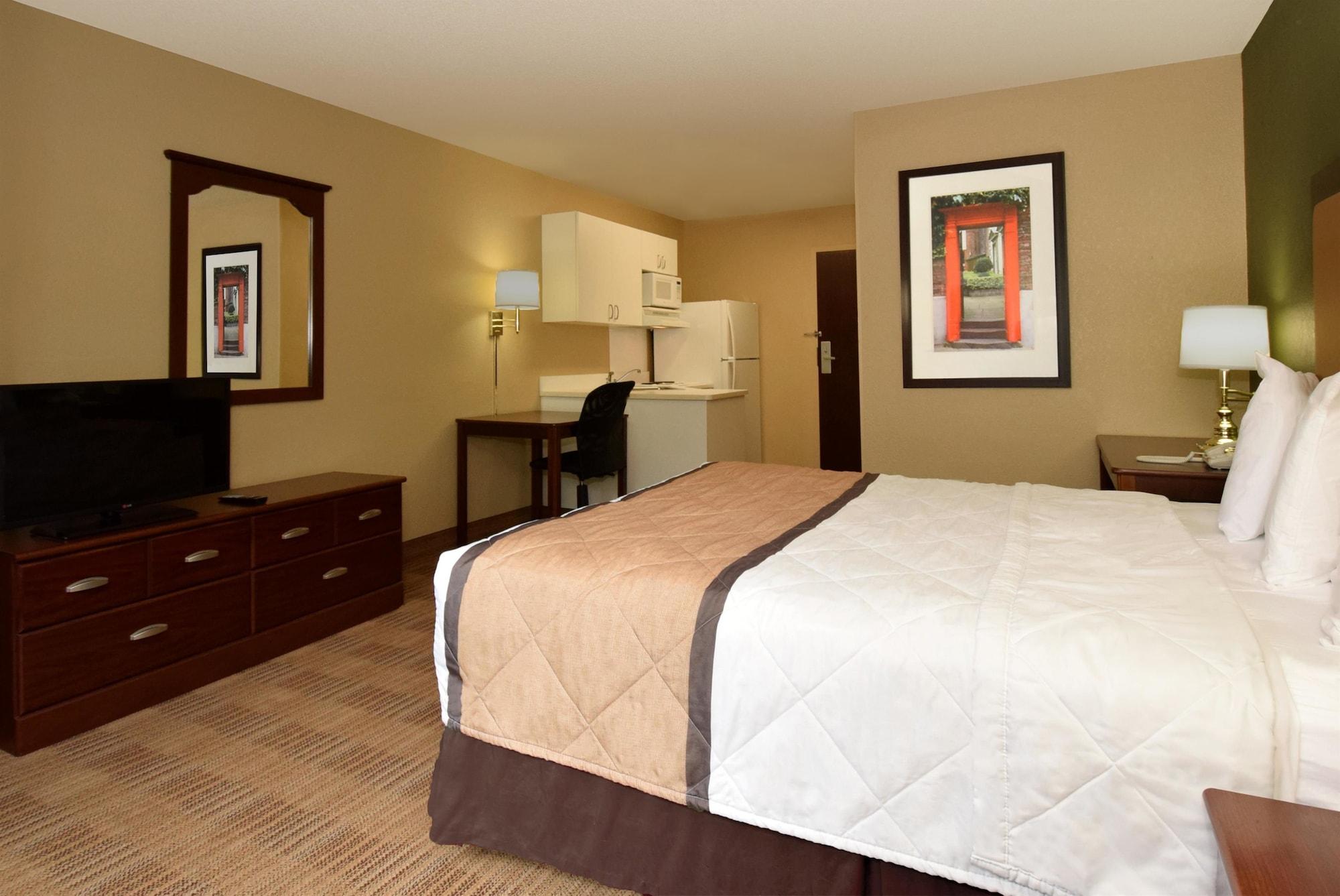 Sonesta Simply Suites Lafayette Airport Exterior photo
