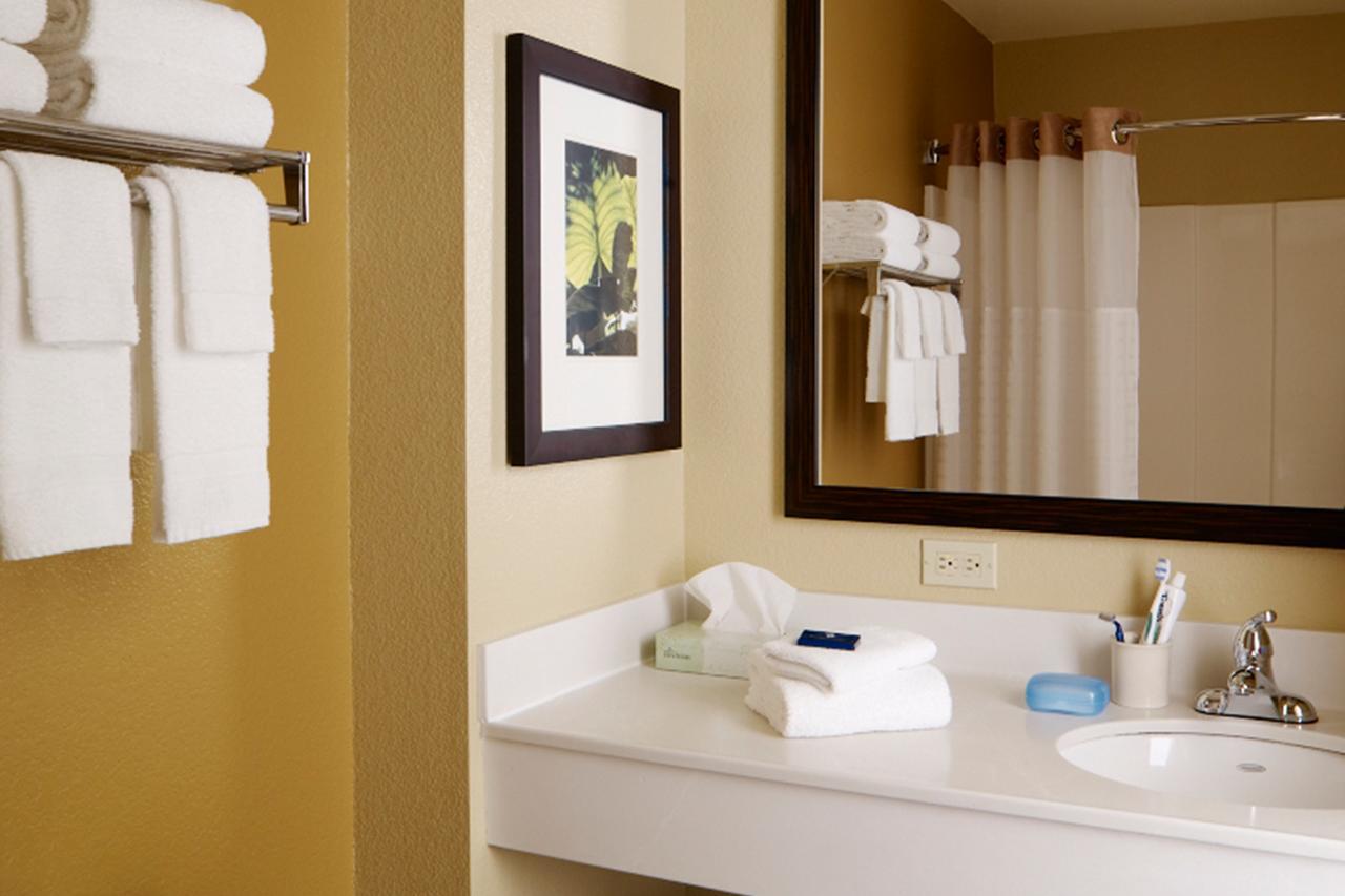 Sonesta Simply Suites Lafayette Airport Exterior photo